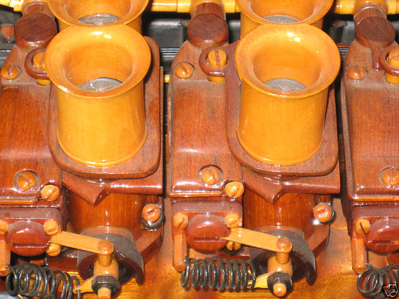 Illustration for article titled Amazing Hand-Built Wooden Ferrari Engine On eBay